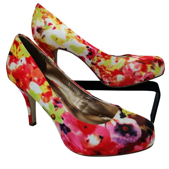 Madden Girl Getta Floral Print Fabric Heels Size 7 - Picture 1 of 7